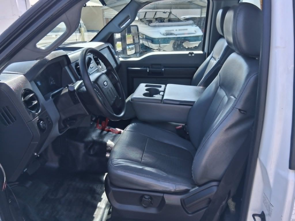 2015 Ford F-350 Image 9