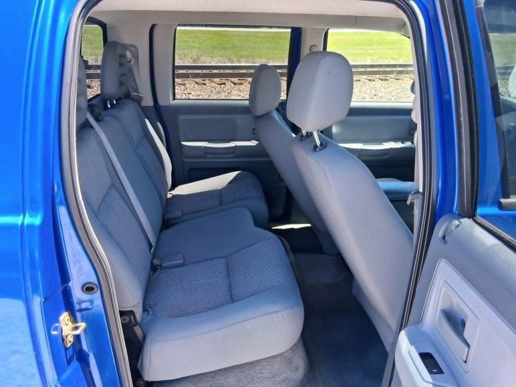 2007 Dodge Dakota Image 13