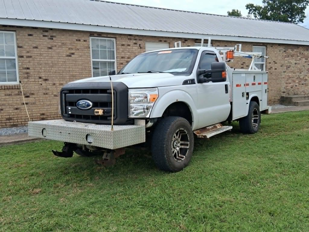 2011 Ford F-350 Image 3