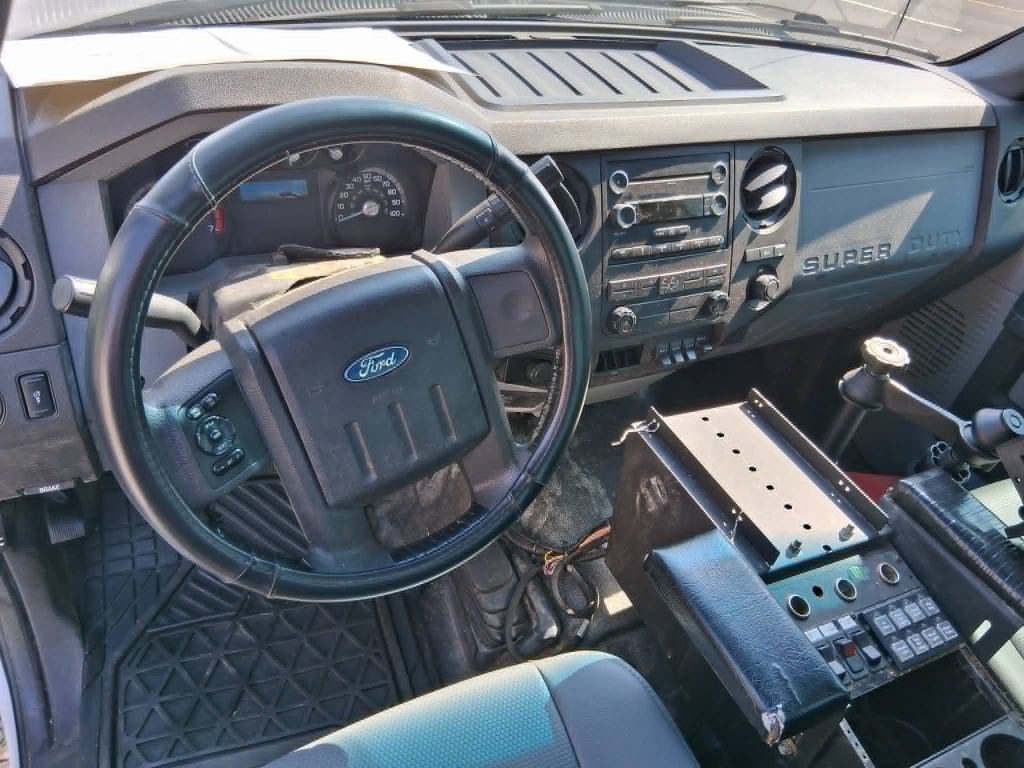 2011 Ford F-350 Image 10