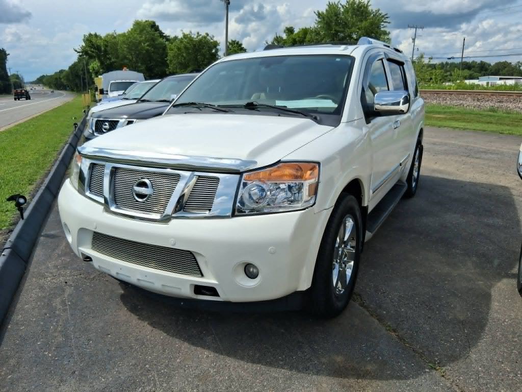 2012 Nissan Armada Image 5