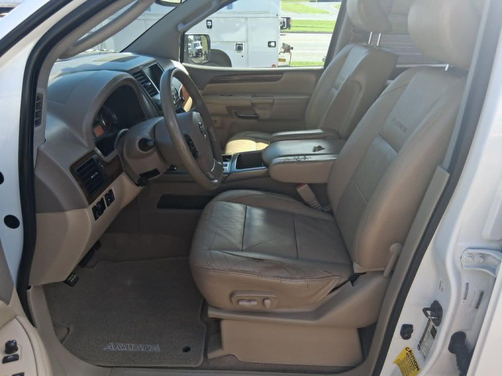 2012 Nissan Armada Image 7