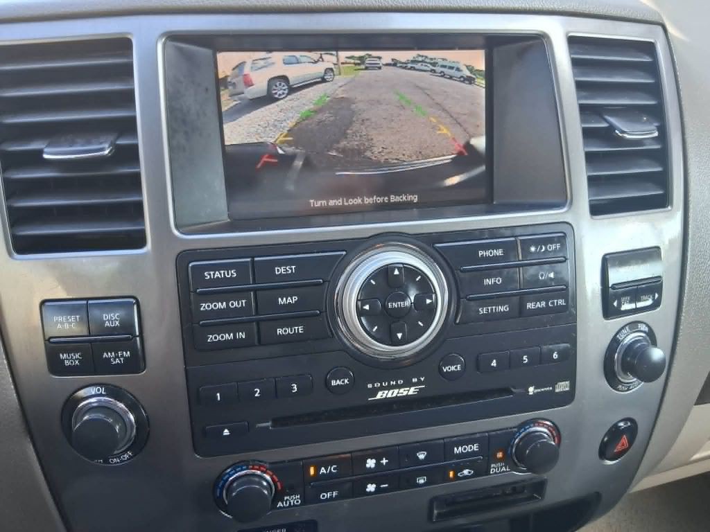 2012 Nissan Armada Image 12