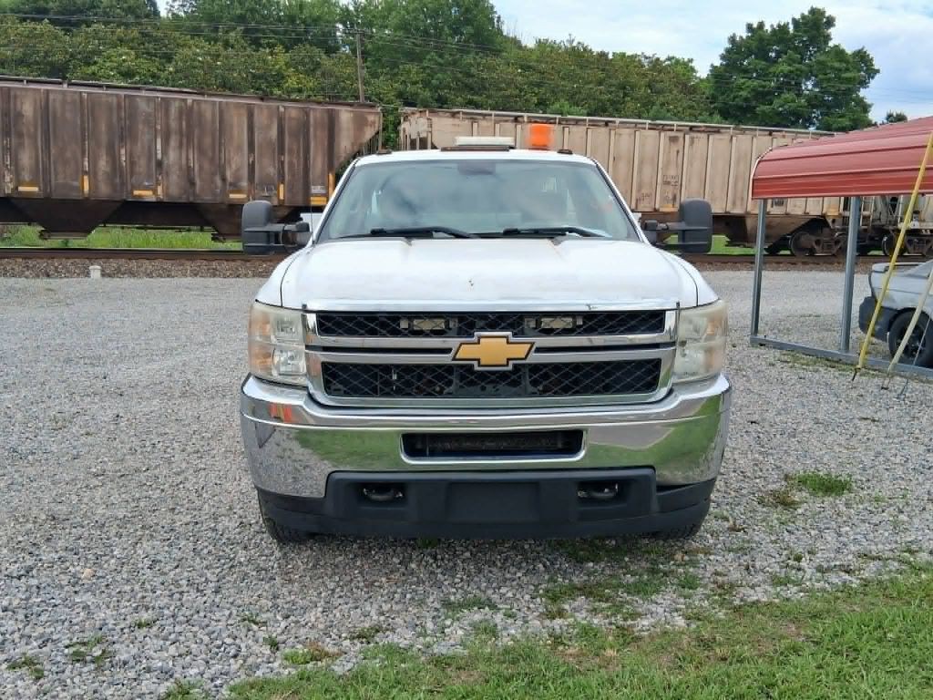2013 Chevrolet Silverado 1500 Image 3