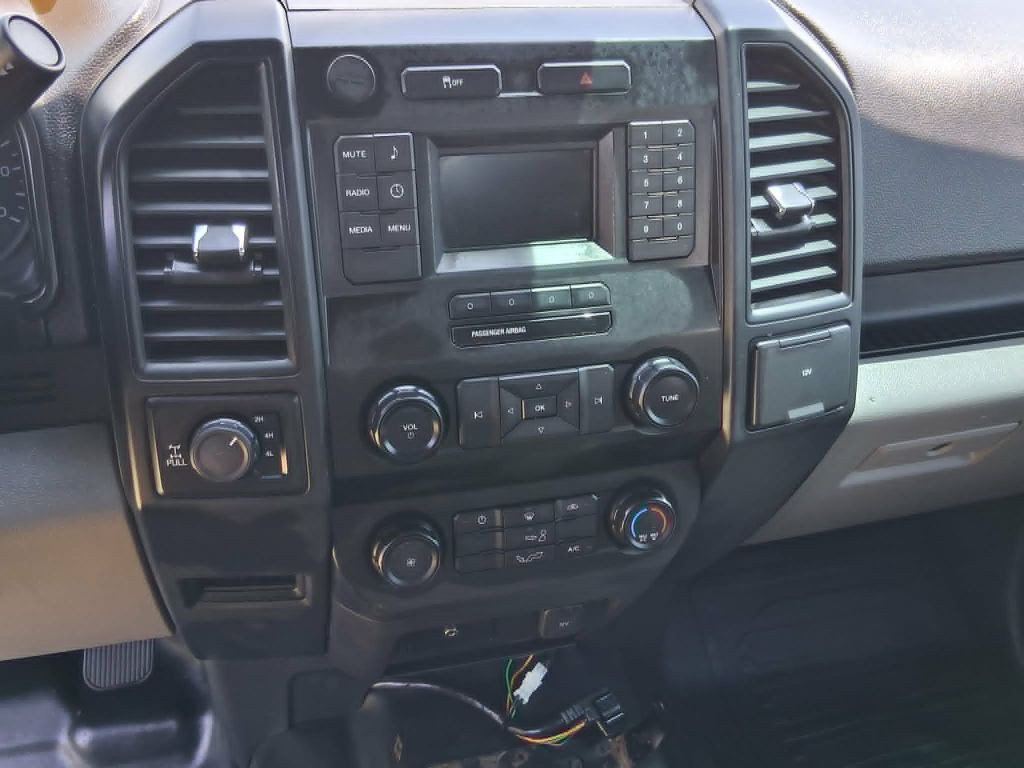 2017 Ford F-150 Image 11