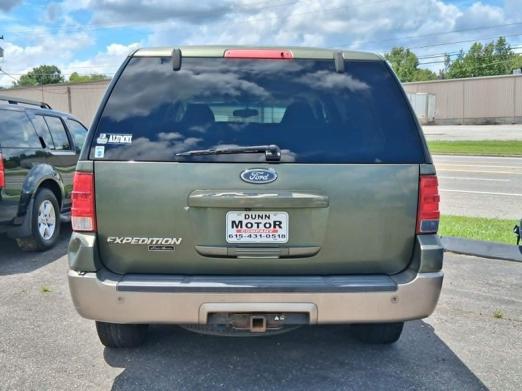 2003 Ford Expedition Image 3