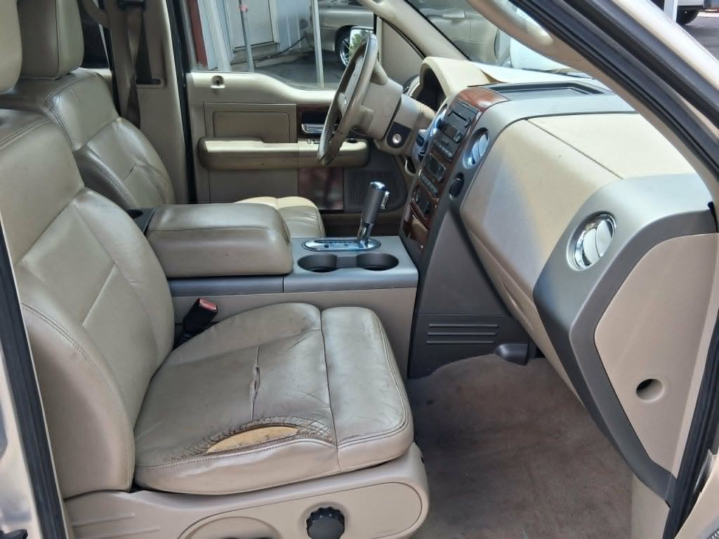 2006 Ford F-150 Image 12
