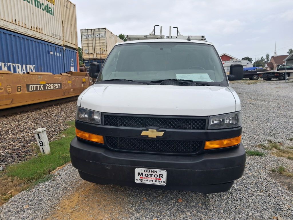 2019 Chevrolet Express Image 2