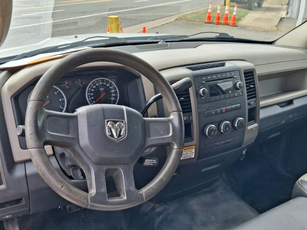 2011 Dodge Ram 1500 Image 9