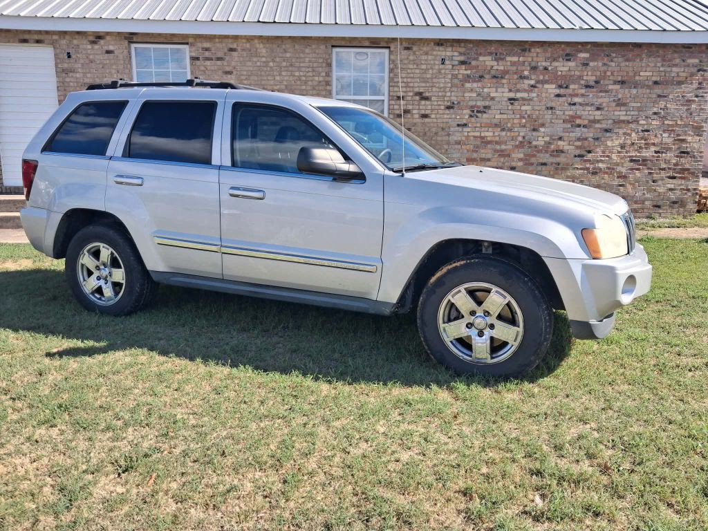 2007 Jeep Grand Cherokee Image 3