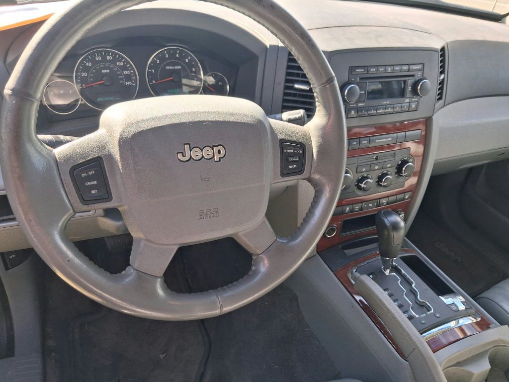 2007 Jeep Grand Cherokee Image 7
