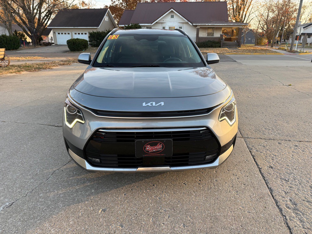 2023 Kia Niro Image 3