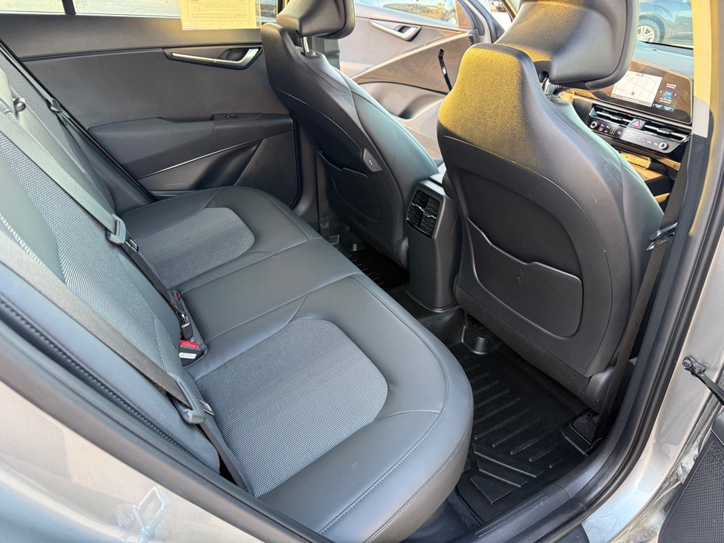 2023 Kia Niro Image 14