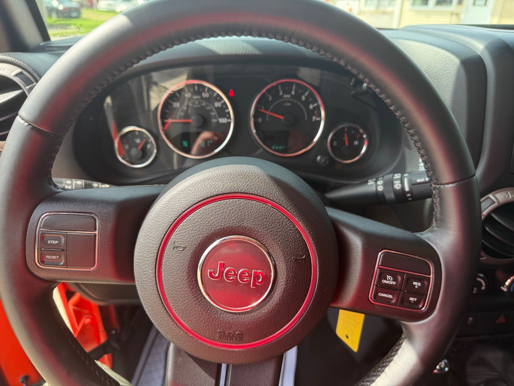 2015 Jeep Wrangler Image 9