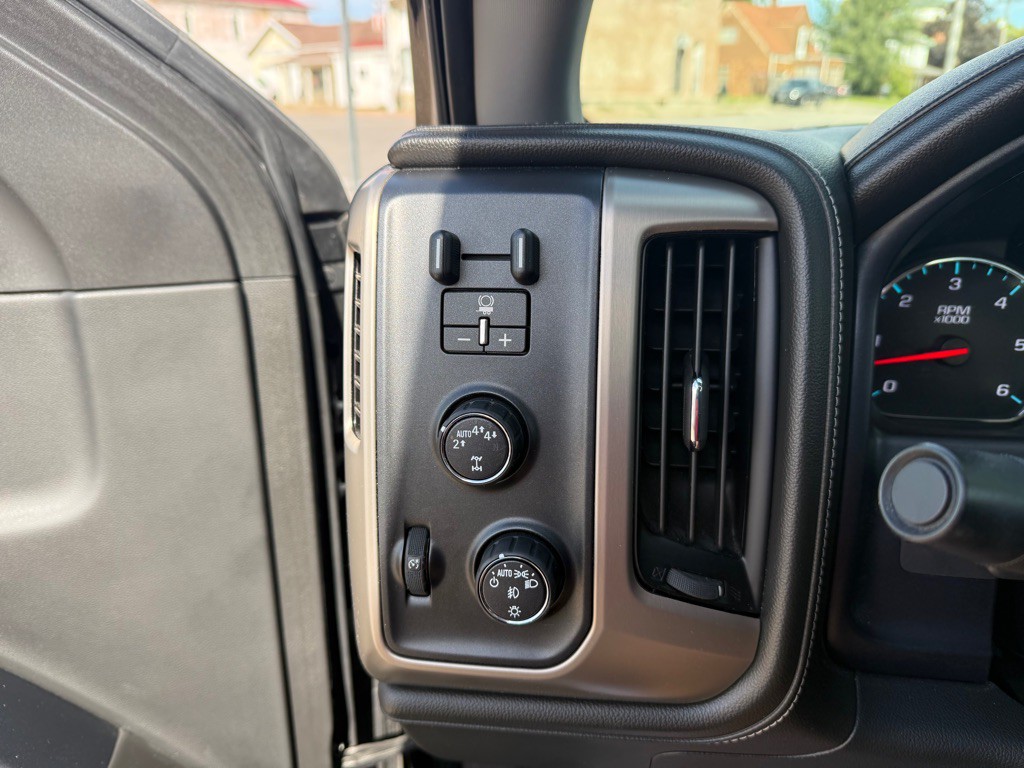 2017 GMC Sierra 1500 Image 9