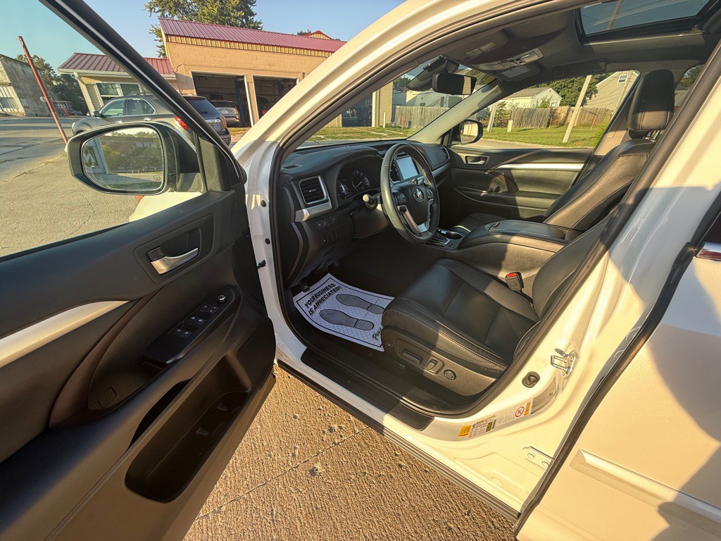2019 Toyota Highlander Image 8