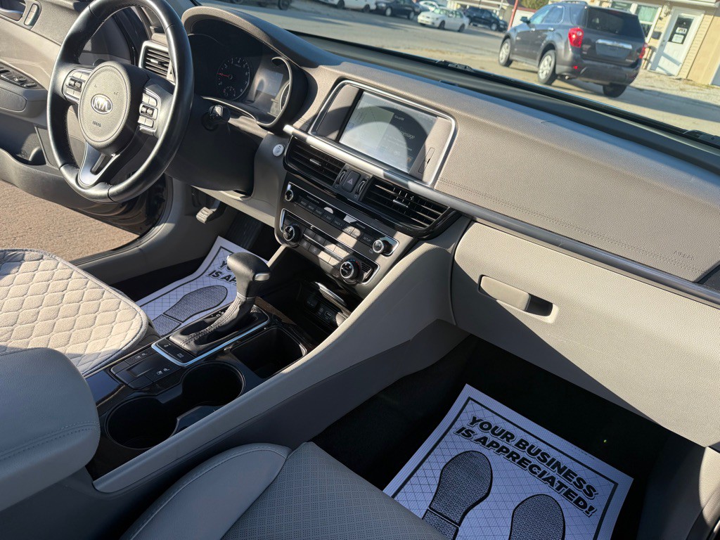 2016 Kia Optima Image 17