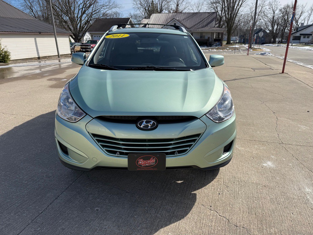 2011 Hyundai Tucson Image 2