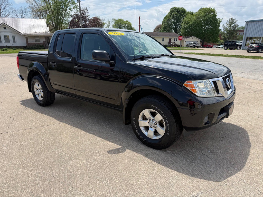 2012 Nissan Frontier Image 1