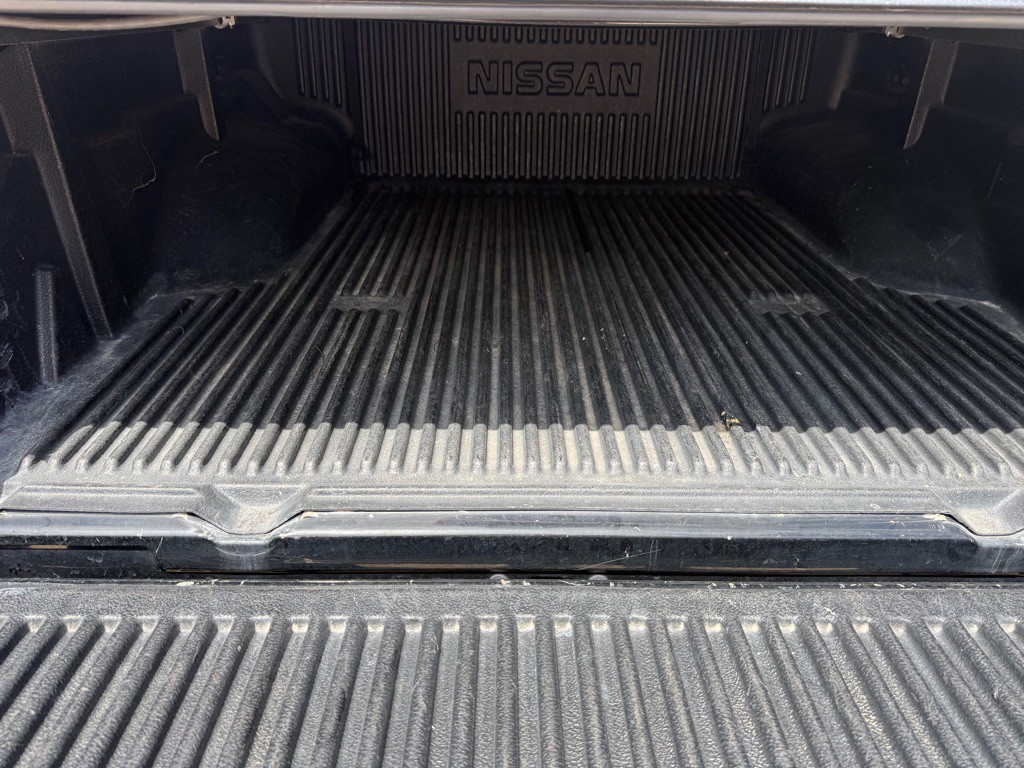 2012 Nissan Frontier Image 14