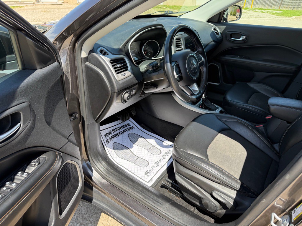 2020 Jeep Compass Image 8