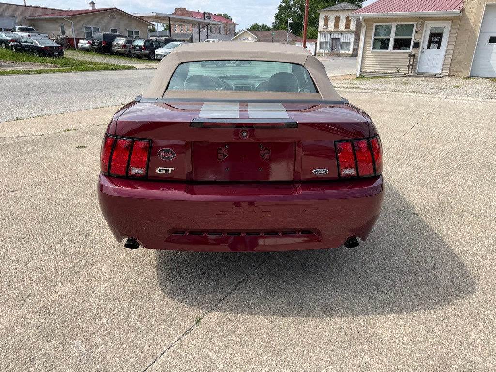 2004 Ford Mustang Image 6