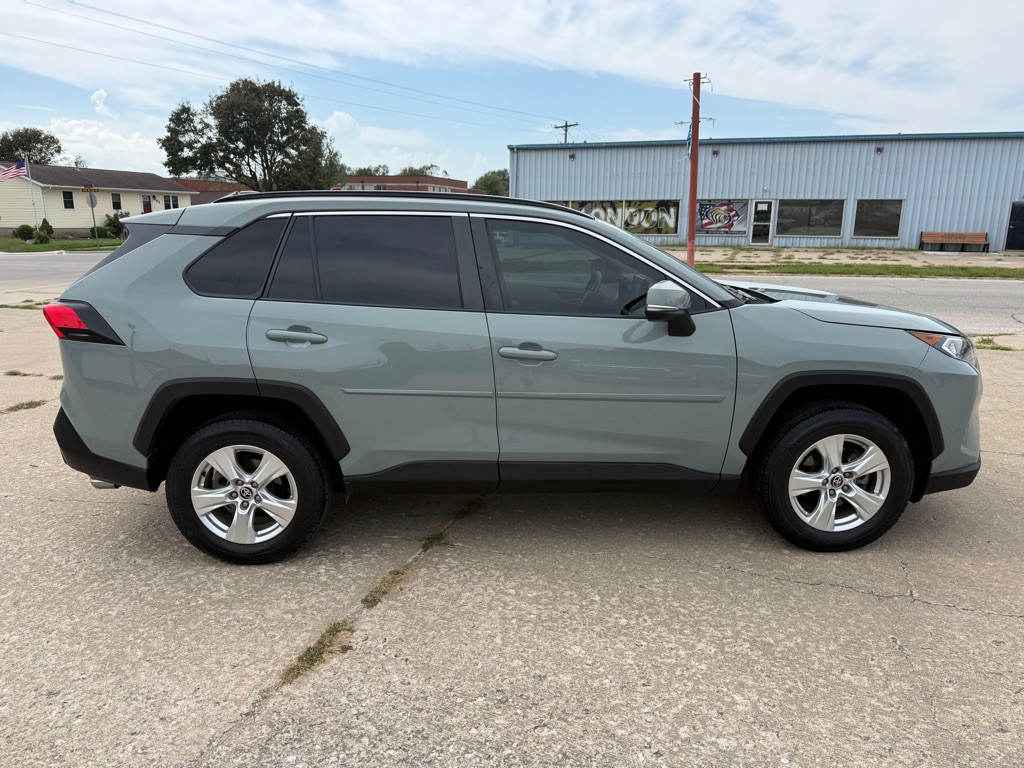 2021 Toyota Rav4 Image 8