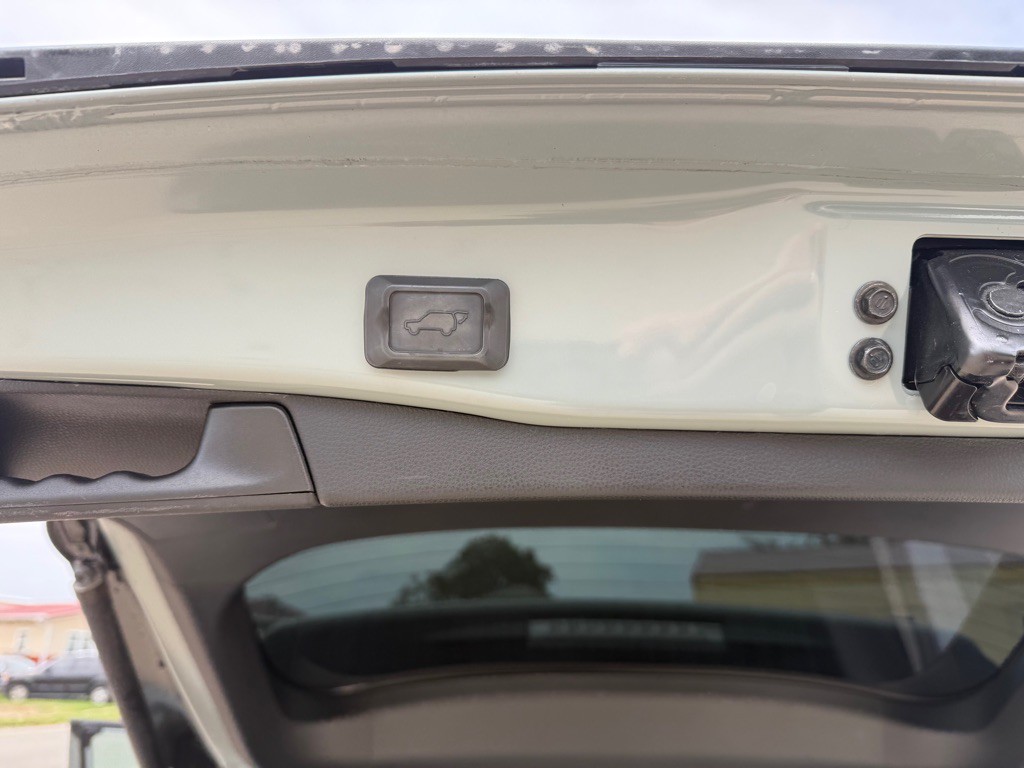 2021 Toyota Rav4 Image 16