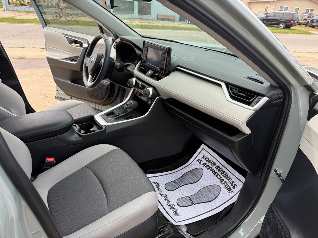 2021 Toyota Rav4 Image 18