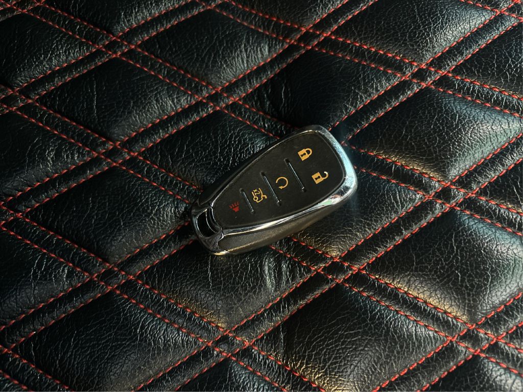 2017 Chevrolet Camaro Image 16