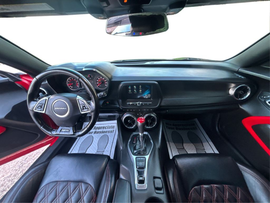 2017 Chevrolet Camaro Image 19