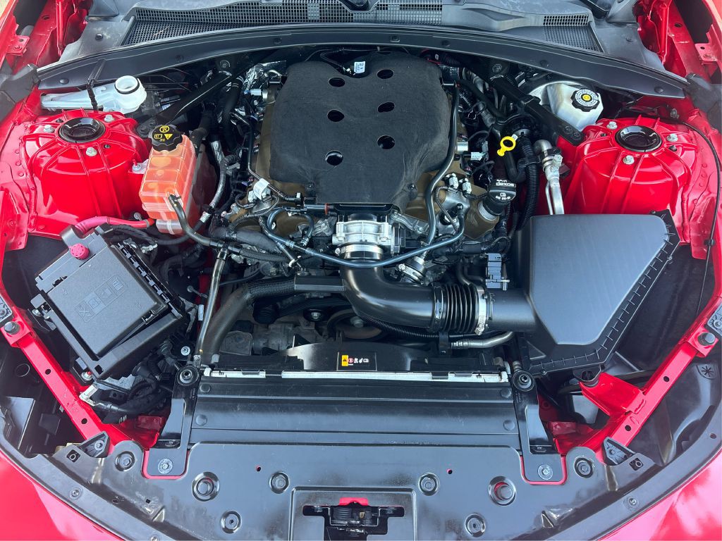 2017 Chevrolet Camaro Image 24