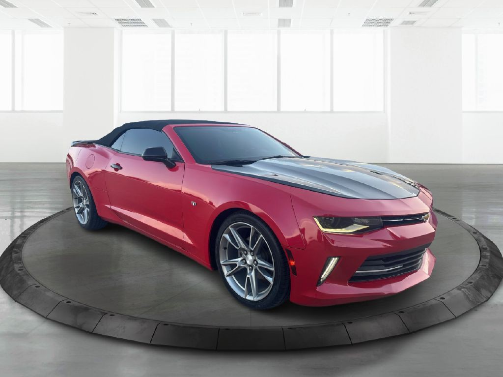 2017 Chevrolet Camaro Image 1