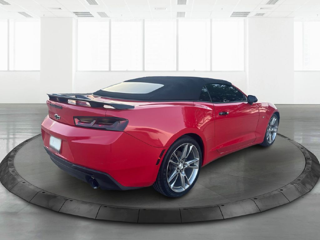 2017 Chevrolet Camaro Image 3