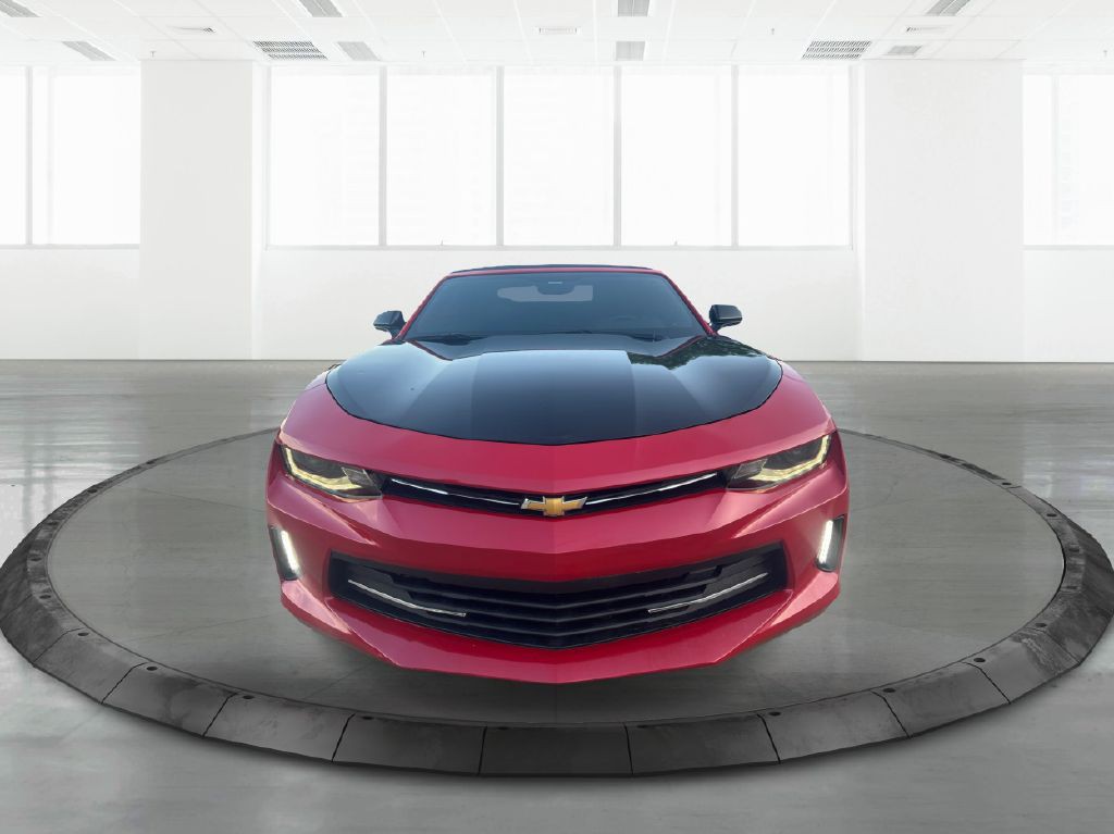 2017 Chevrolet Camaro Image 8