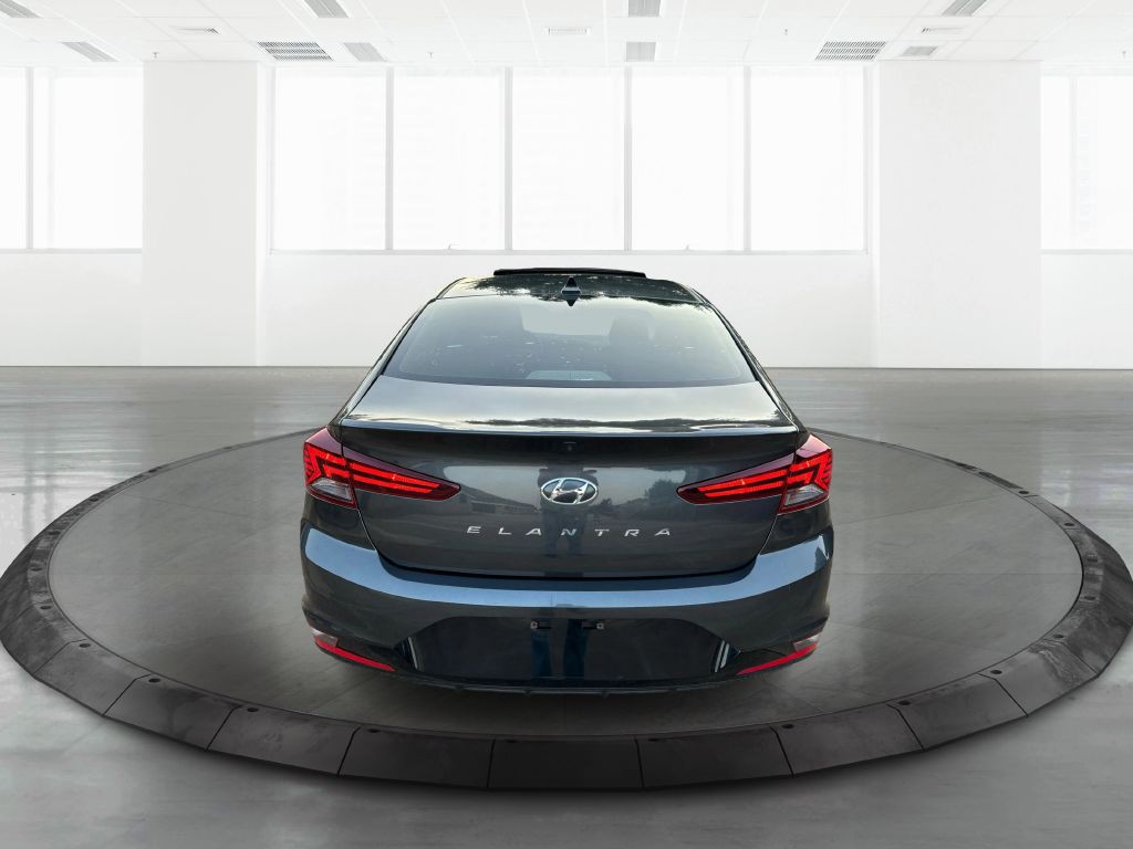 2020 Hyundai Elantra Image 8