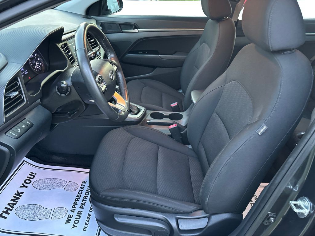 2020 Hyundai Elantra Image 11