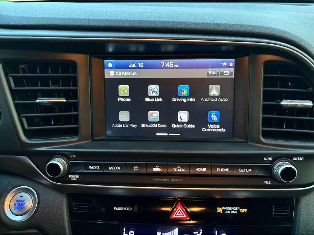 2020 Hyundai Elantra Image 13