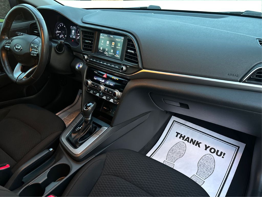 2020 Hyundai Elantra Image 14