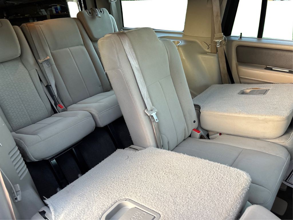 2007 Ford Expedition Image 16
