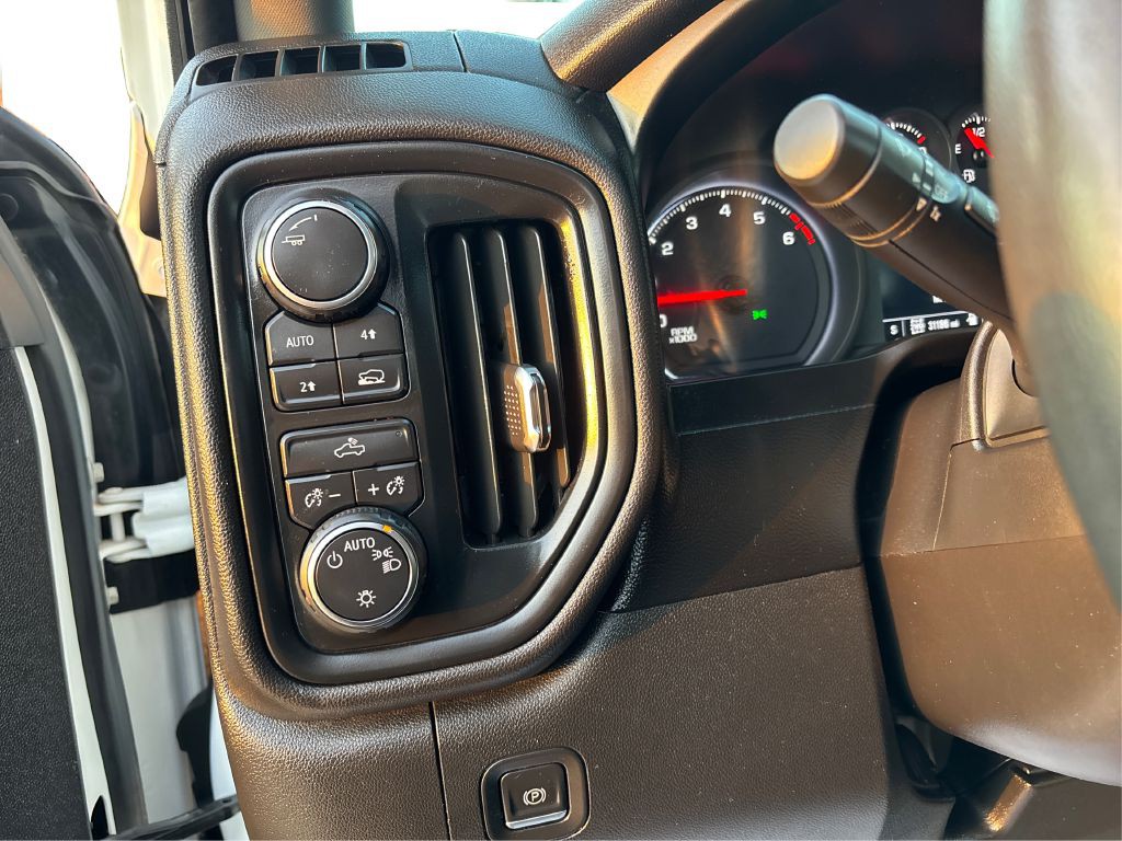 2021 Chevrolet Silverado 1500 Image 20