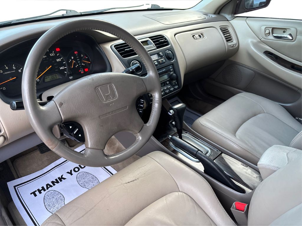 2002 Honda Accord Image 12