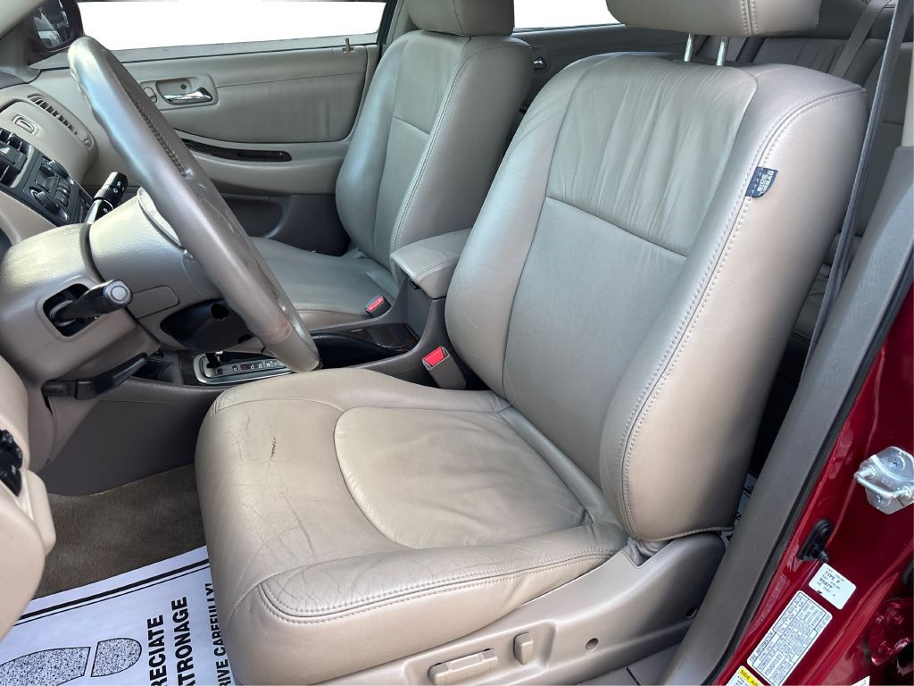 2002 Honda Accord Image 15