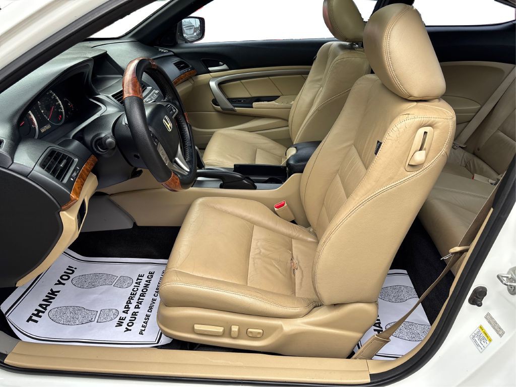 2010 Honda Accord Image 10
