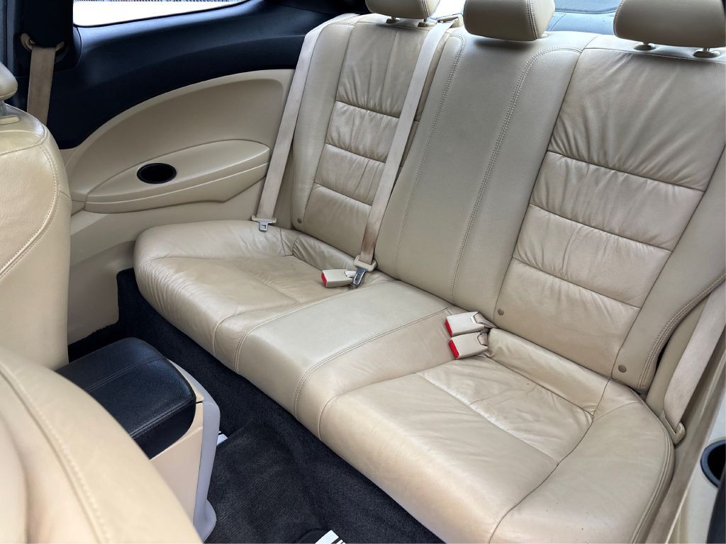 2010 Honda Accord Image 18