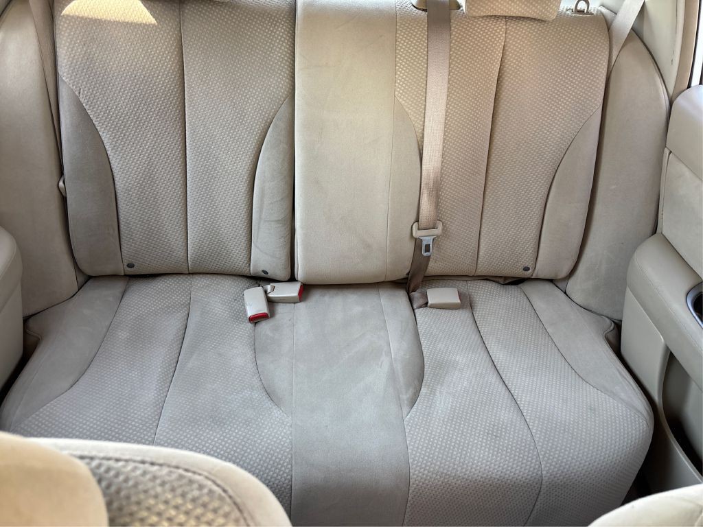 2012 Nissan Versa Image 27