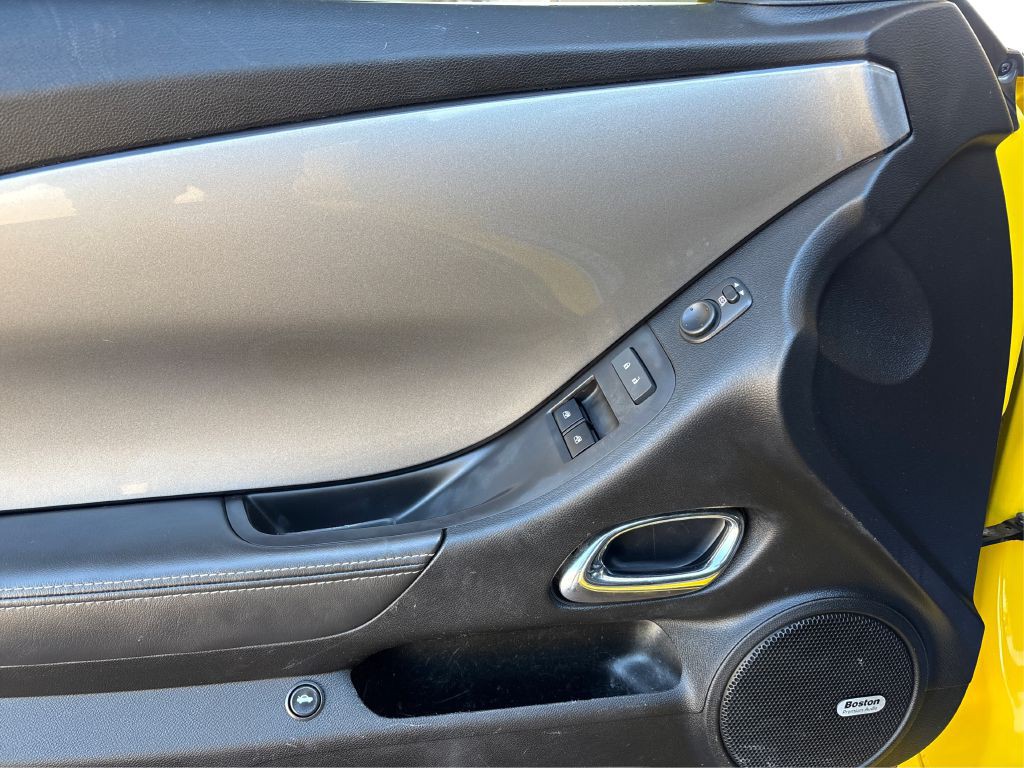 2012 Chevrolet Camaro Image 17