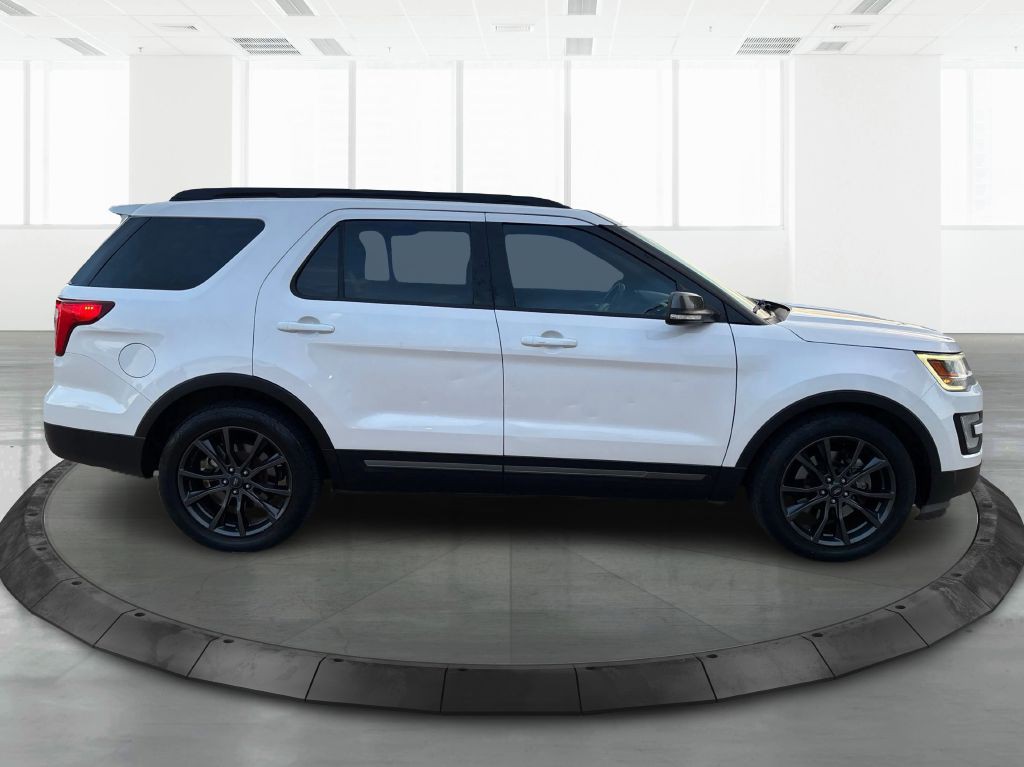 2017 Ford Explorer Image 6