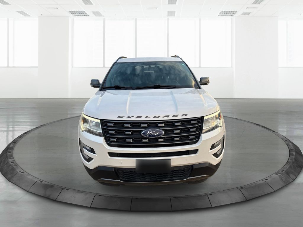 2017 Ford Explorer Image 8