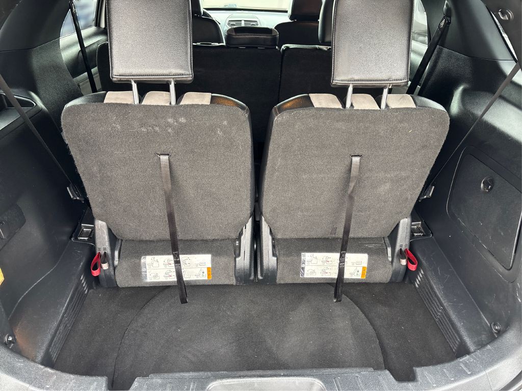 2017 Ford Explorer Image 21